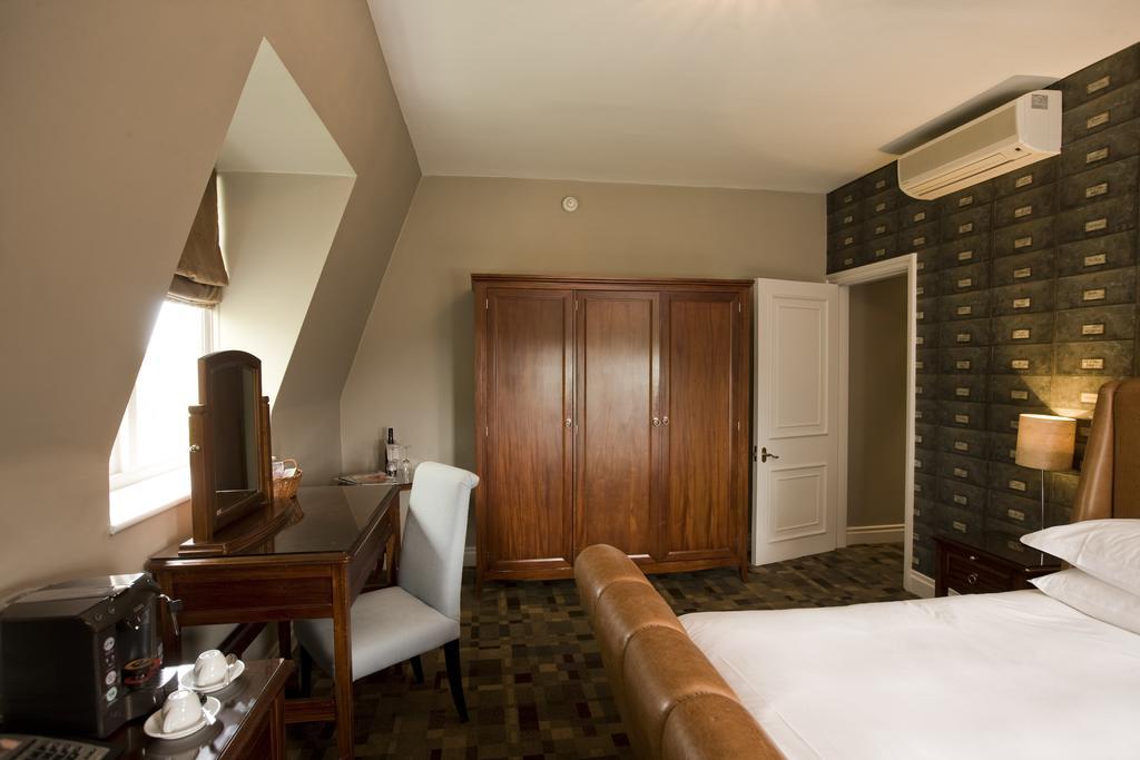 Classic Double Room with Park View